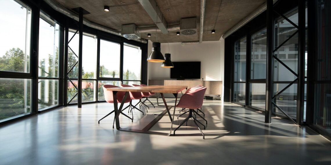 CBRE Switzerland publie les chiffres du deuxième trimestre 2025 sur l’offre de bureaux en Suisse.