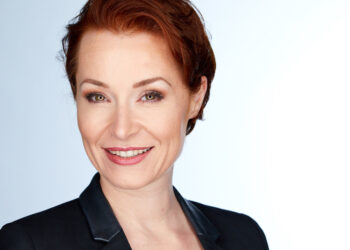 Lauriane Mounard, figure suisse des ressources humaines, sacrée CHRO of the Year par HRO Today EMEA