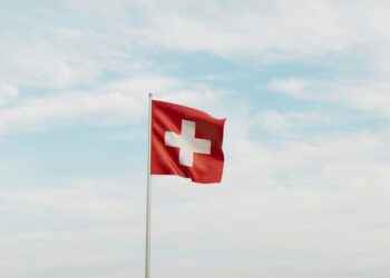 Comment les PME suisses préparent leur succession et leur transmission