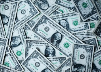 Deuxième phase de la correction structurelle du dollar